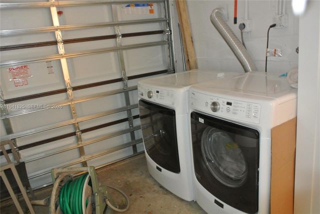 5835 La Gorce Dr, Miami Beach, FL 33140