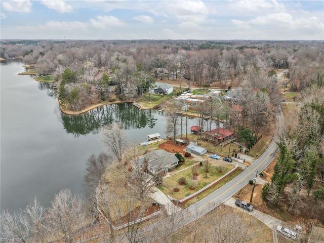 3910 Waterton Road, Summerfield, NC 27358