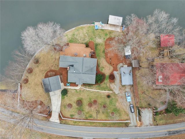 3910 Waterton Road, Summerfield, NC 27358