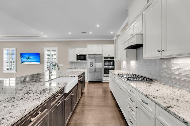 327 Tupelo Lake Drive, Summerville, SC 29486