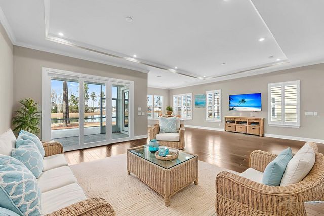 327 Tupelo Lake Drive, Summerville, SC 29486