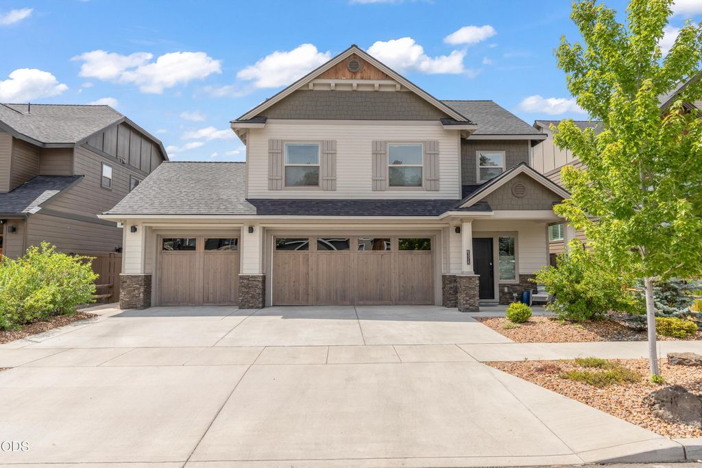 63315 Wrangler Place, Bend, OR 97703