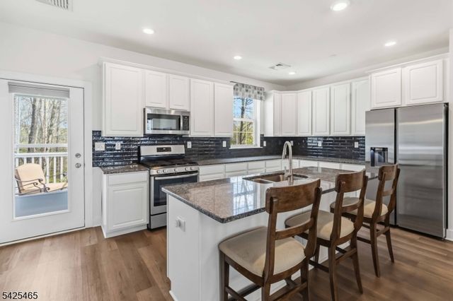 1707 Devon Ln, Rockaway Twp., NJ 07866