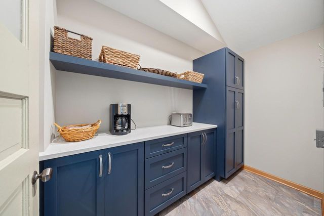 N1817 Wildwood DRIVE, Lake Geneva, WI 53147