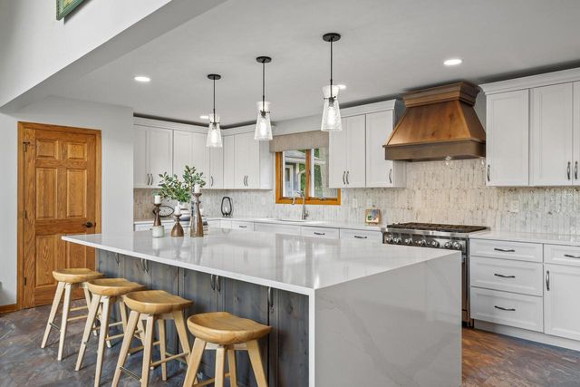 N1817 Wildwood DRIVE, Lake Geneva, WI 53147