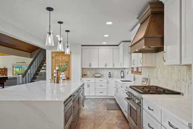 N1817 Wildwood DRIVE, Lake Geneva, WI 53147