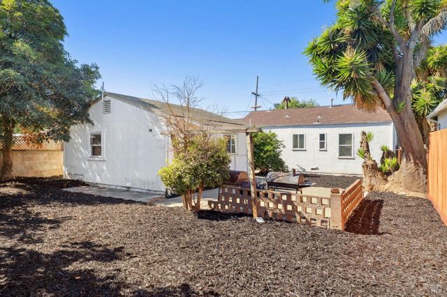 108 Mayo Avenue, Vallejo, CA 94590