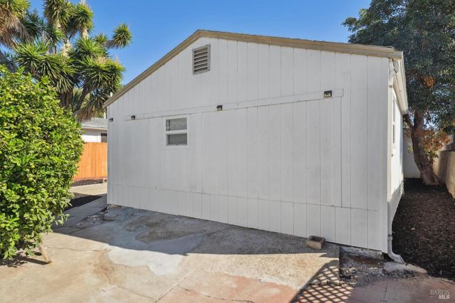 108 Mayo Avenue, Vallejo, CA 94590