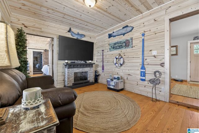 488 SULPHUR CREEK LANE, Sylacauga, AL 35151