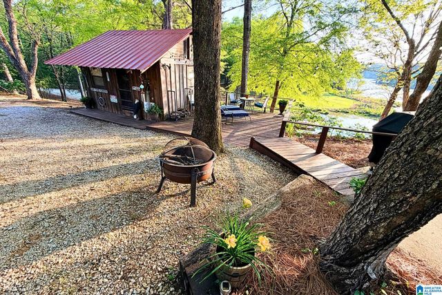 488 SULPHUR CREEK LANE, Sylacauga, AL 35151