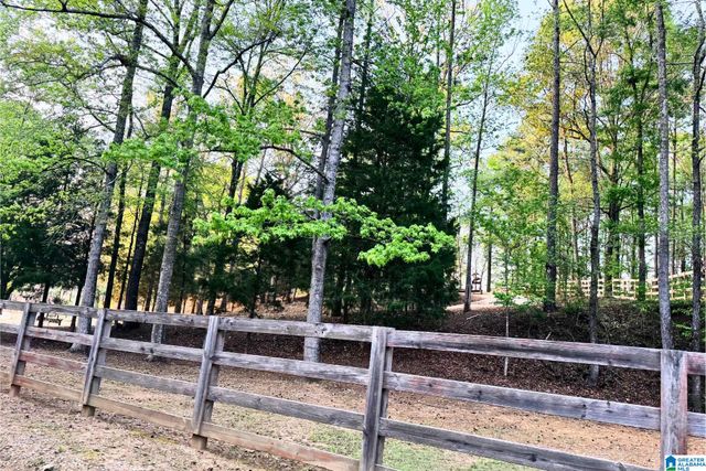 488 SULPHUR CREEK LANE, Sylacauga, AL 35151
