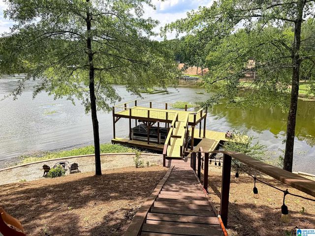 488 SULPHUR CREEK LANE, Sylacauga, AL 35151