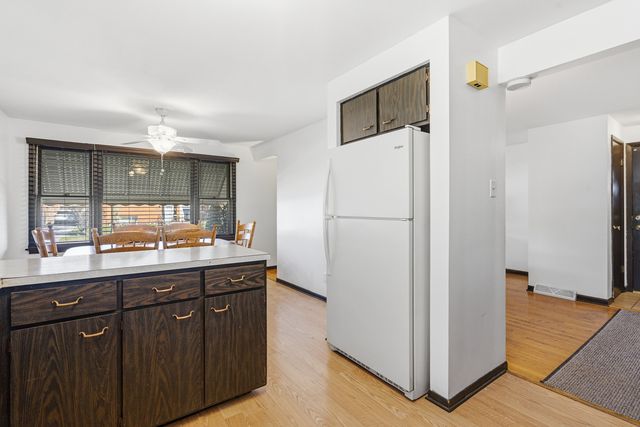 14114 S Saginaw Avenue, Burnham, IL 60633