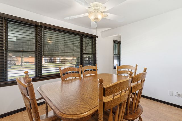 14114 S Saginaw Avenue, Burnham, IL 60633