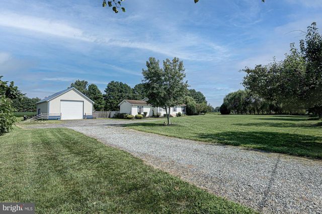 10228 BAYSIDE DR, Dover, DE 19901