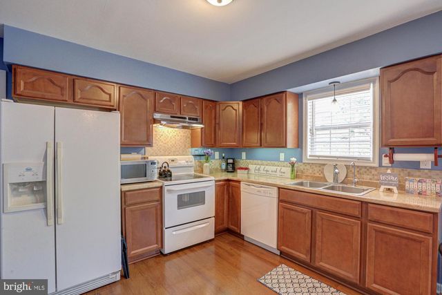 10228 BAYSIDE DR, Dover, DE 19901