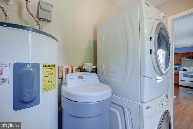 10228 BAYSIDE DR, Dover, DE 19901