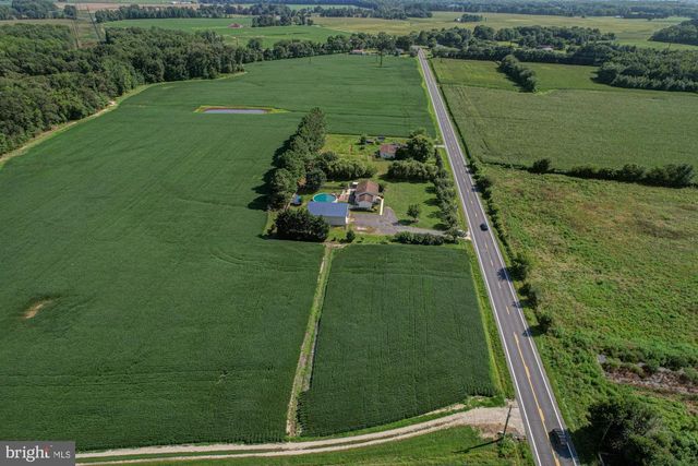 10228 BAYSIDE DR, Dover, DE 19901