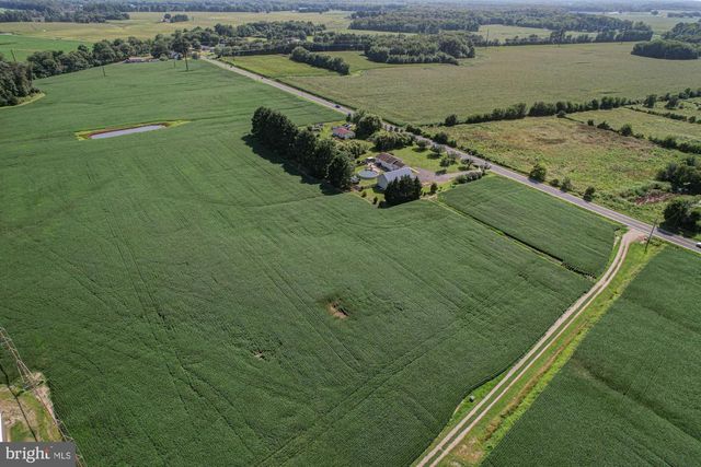 10228 BAYSIDE DR, Dover, DE 19901