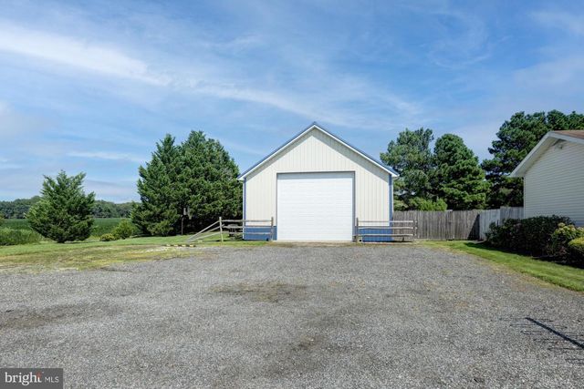 10228 BAYSIDE DR, Dover, DE 19901