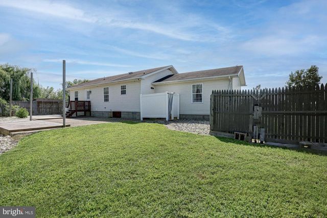 10228 BAYSIDE DR, Dover, DE 19901