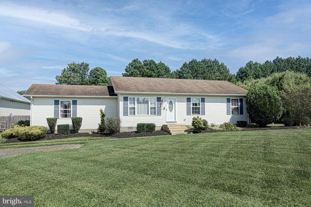 10228 BAYSIDE DR, Dover, DE 19901