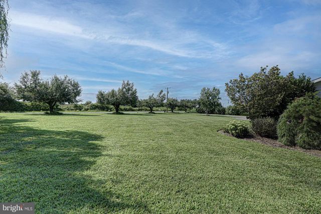 10228 BAYSIDE DR, Dover, DE 19901