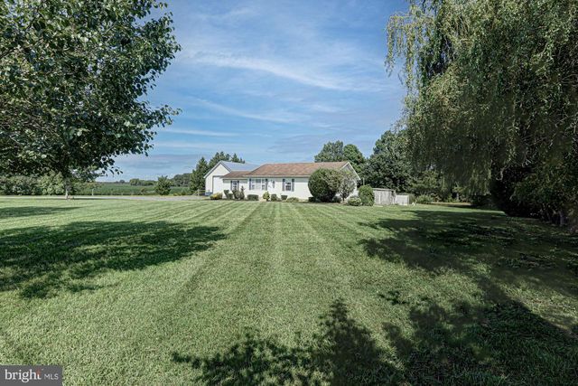 10228 BAYSIDE DR, Dover, DE 19901