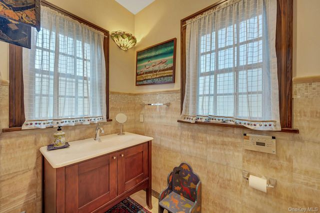 45 Wilmot Road, New Rochelle, NY 10804