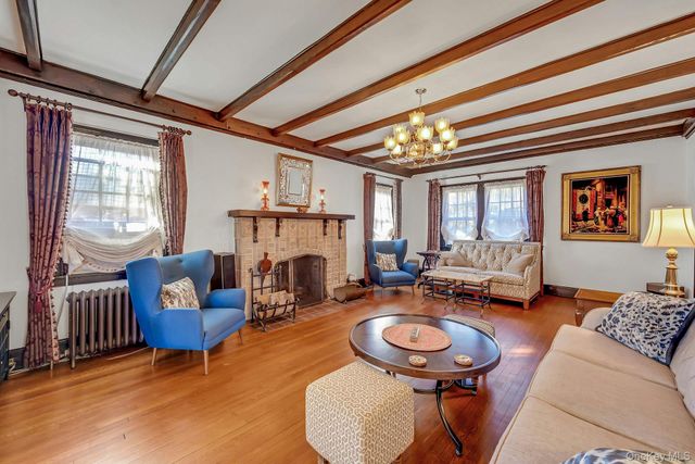 45 Wilmot Road, New Rochelle, NY 10804