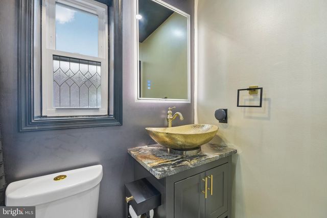 2364 13TH PL NE, Washington, DC 20018