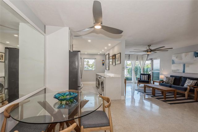 561 Bayshore Dr 6, Fort Lauderdale, FL 33304