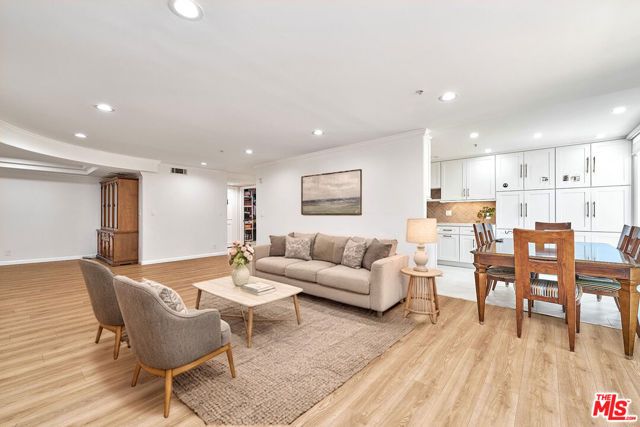 739 Lorraine Boulevard 103, Los Angeles, CA 90005