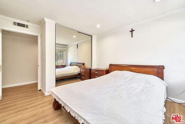739 Lorraine Boulevard 103, Los Angeles, CA 90005