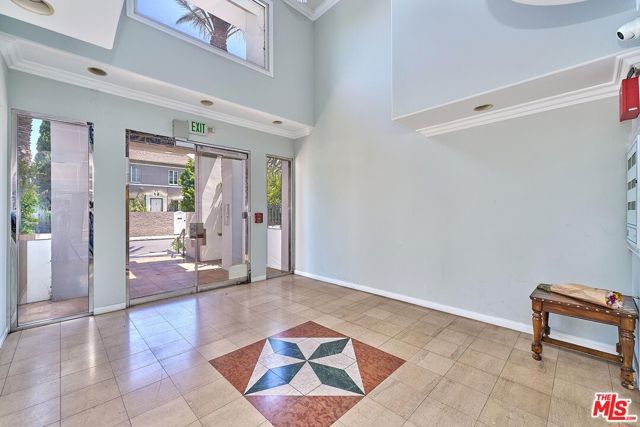 739 Lorraine Boulevard 103, Los Angeles, CA 90005