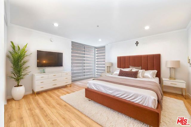 739 Lorraine Boulevard 103, Los Angeles, CA 90005