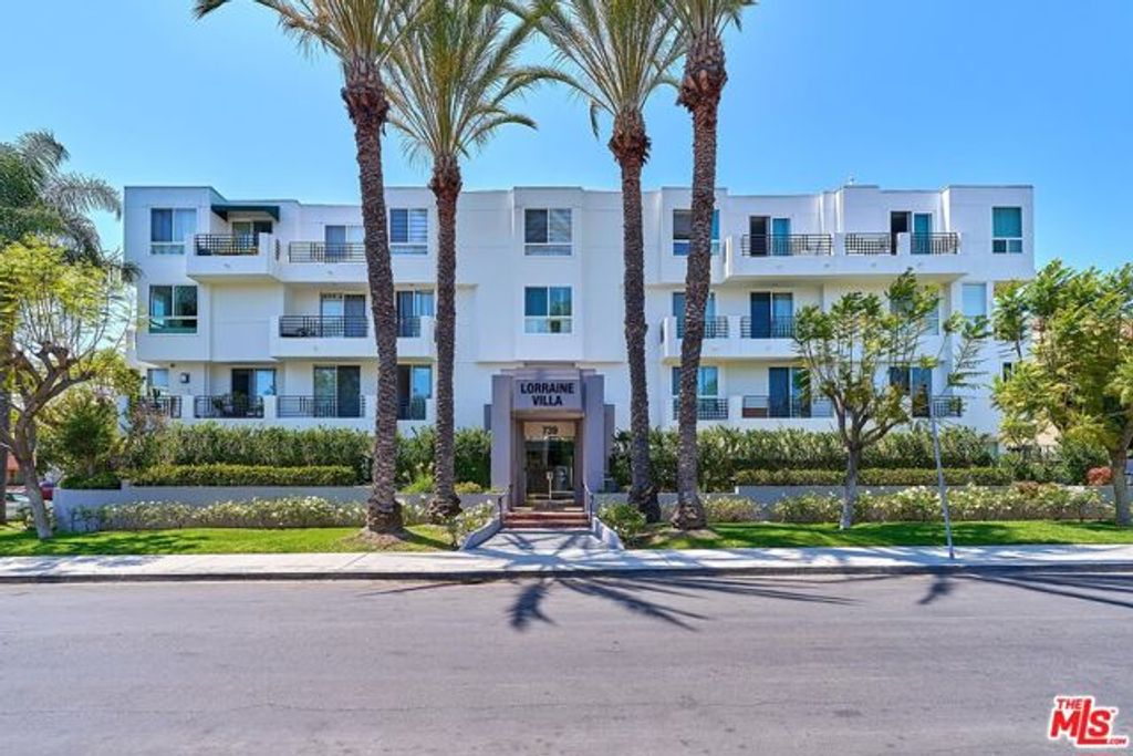 739 Lorraine Boulevard 103, Los Angeles, CA 90005
