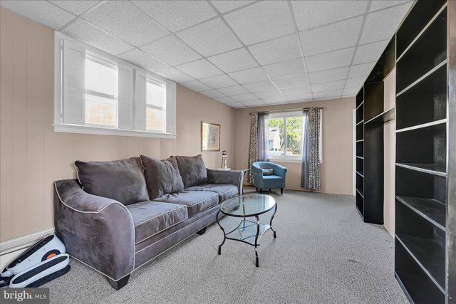 25 FREDERICK AVE, Denver, PA 17517