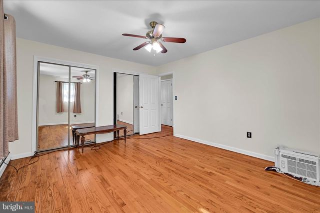 25 FREDERICK AVE, Denver, PA 17517