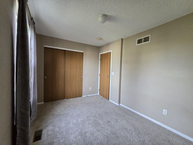 5690 Kilbury Lane, 120, Hilliard, OH 43026