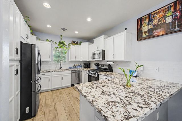 16719 W Rowel Road, Surprise, AZ 85387