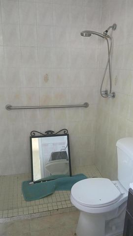 6231 SW 9th Place, North Lauderdale, FL 33068