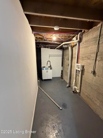 5414 Bungalow Dr, Louisville, KY 40258