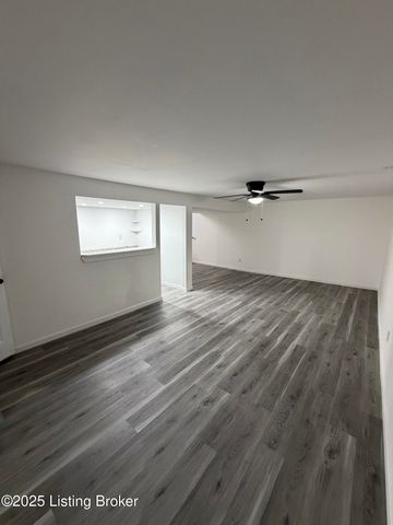 5414 Bungalow Dr, Louisville, KY 40258