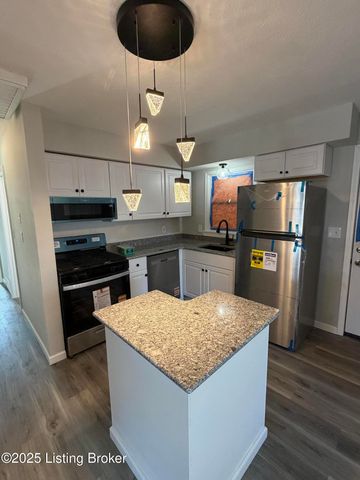 5414 Bungalow Dr, Louisville, KY 40258