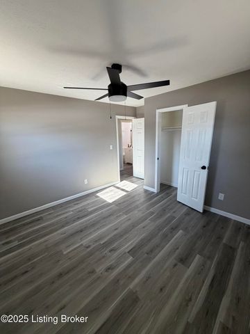 5414 Bungalow Dr, Louisville, KY 40258