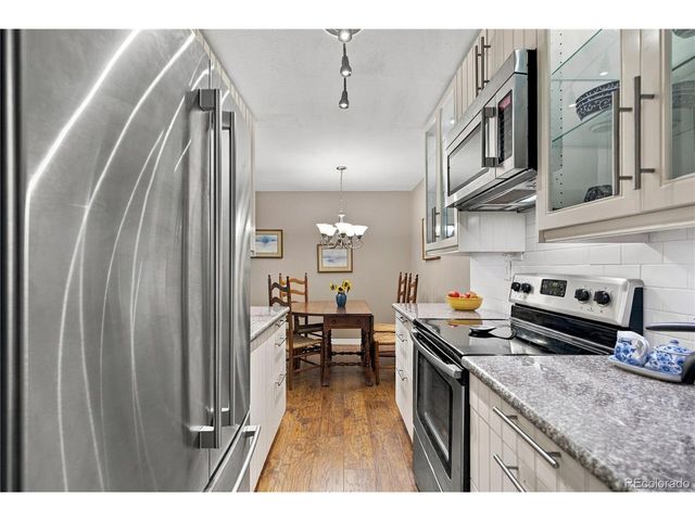309 E Highline Cir 309-203, Centennial, CO 80122