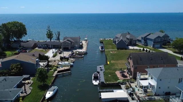 37886 Sunnybrook Street, Harrison Twp, MI 48045
