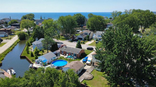 37886 Sunnybrook Street, Harrison Twp, MI 48045