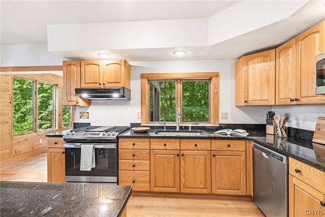 845 Winslip Circle, Spafford, NY 13152
